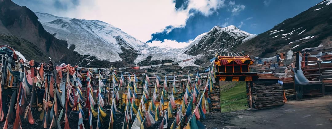 trekking in tibet