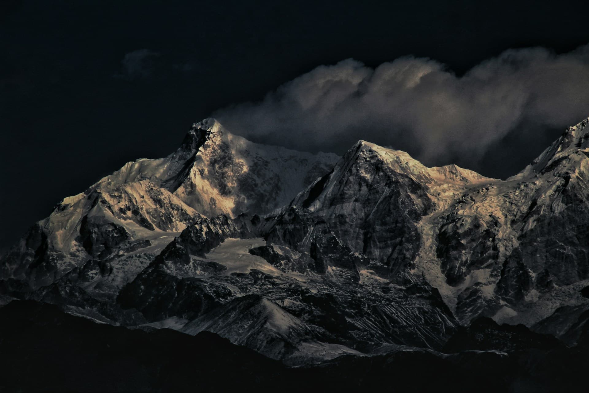 Kanchenjunga Circuit Trek in details